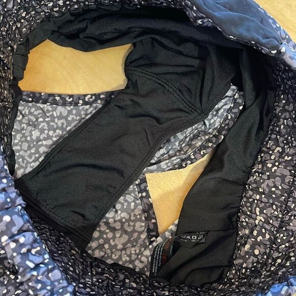 Free People Fp Movement Printed Way Home Shorts Size Large Animal Print Black Gr - Picture 5 of 6